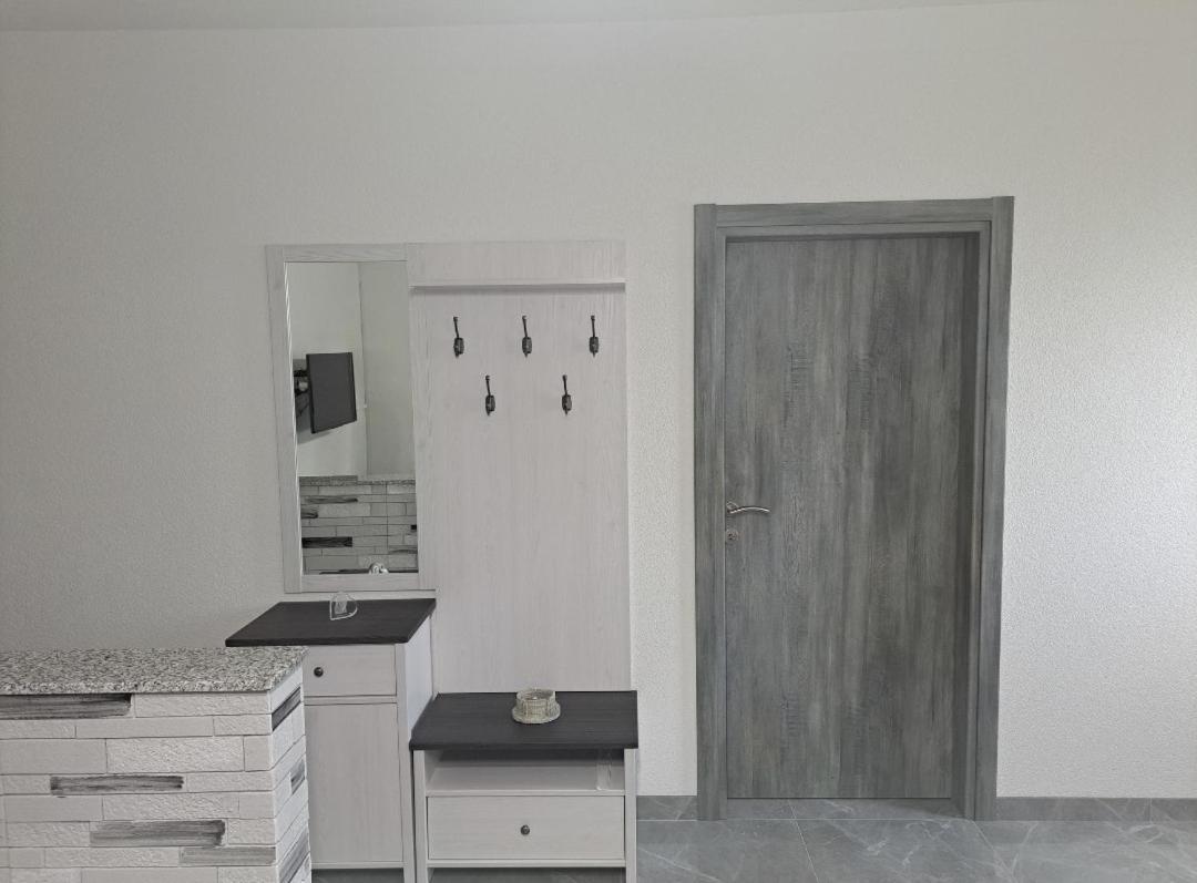 Apartman Ivo Лівно Екстер'єр фото